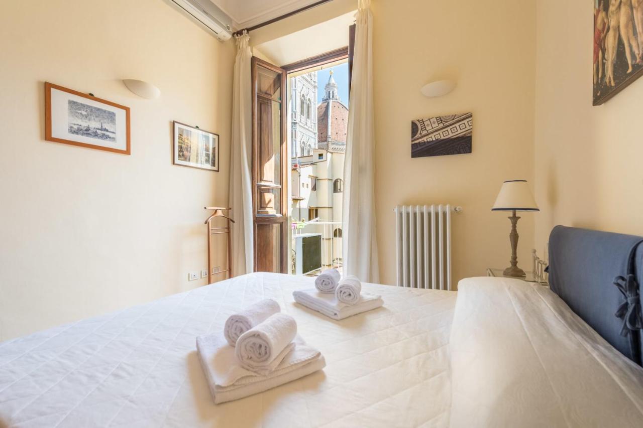 פירנצה Charming 2Bed Apartment Overlooking Duomo - Hosted By Sweetstay מראה חיצוני תמונה