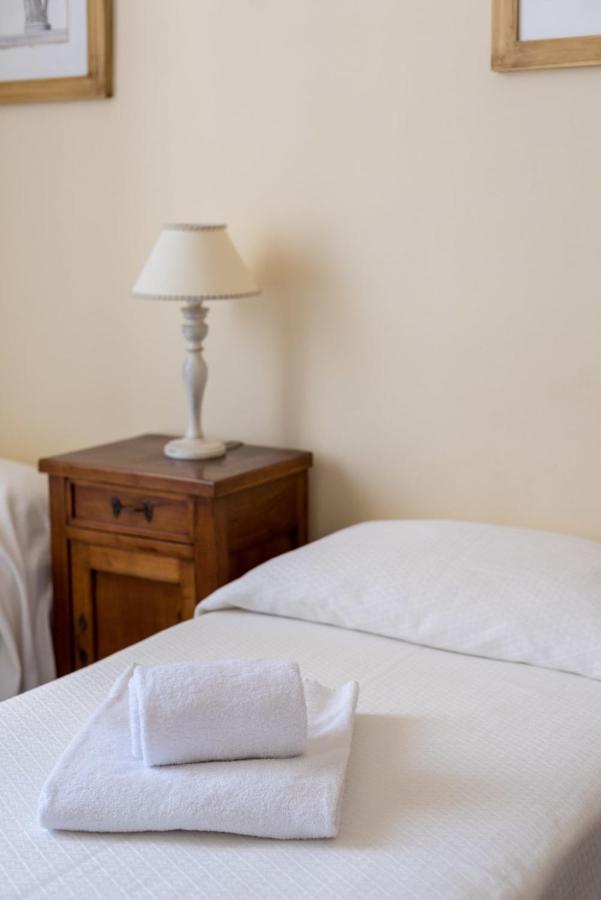 פירנצה Charming 2Bed Apartment Overlooking Duomo - Hosted By Sweetstay מראה חיצוני תמונה